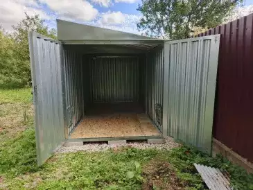 Хозблок для садовой техники в цинковом цвете в дер. Сокольниково, г.о. Домодедово, МО