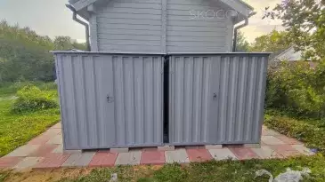 Две дровницы для хранения дров в сигнальном сером цвете в дер. Рождествено, Наро-Фоминский р-н, МО