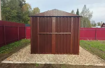 Хозблок для садовой техники и инвентаря в шоколадном цвете в дер. Аймусово, Талдомский г.о, МО