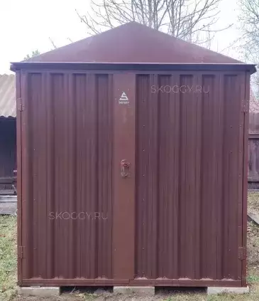 Хозблок для мини трактора в шоколадном цвете в дер. Острово, Орехово-Зуевский р-н, МО